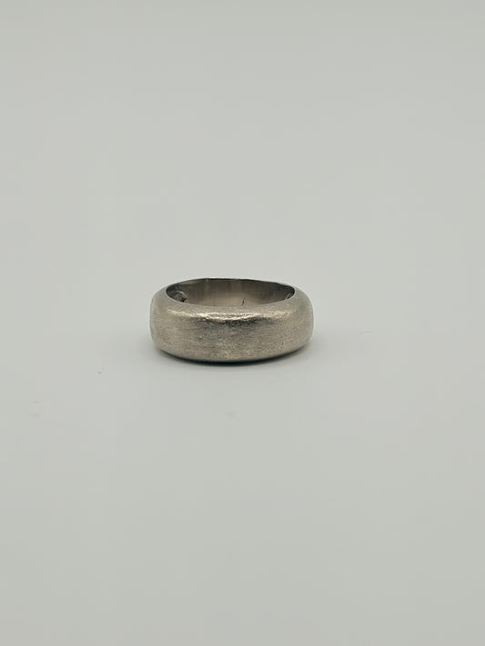 Simple Band – 10K White Gold Ring | Maltka